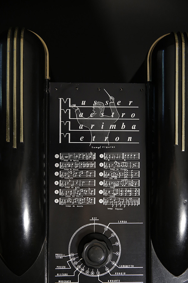 Orignal Metron, Top front view