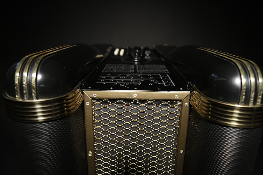 Orignal Metron, front view