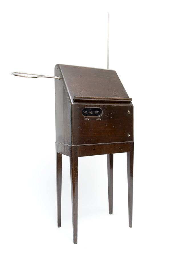 Theremin Original serial number 100034 Volume Side